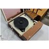 Image 2 : VINTAGE RCA PORTABLE RECORD PLAYER
