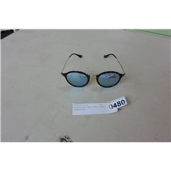 LADIES RAY BAN FLAT LENSE SUNGLASSES