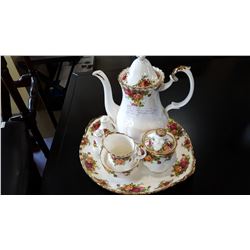 ROYAL ALBERT OLD COUNTRY ROSES COFFEE POT CONDIMENT DISHES AND PLATTER