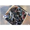 Image 2 : LARGE BOX OF LOST PROPERTY SUNGLASSES