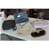 Image 1 : 5 GUESS PURSES