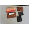 Image 1 : 5 FOSSIL LEATHER WALLETS