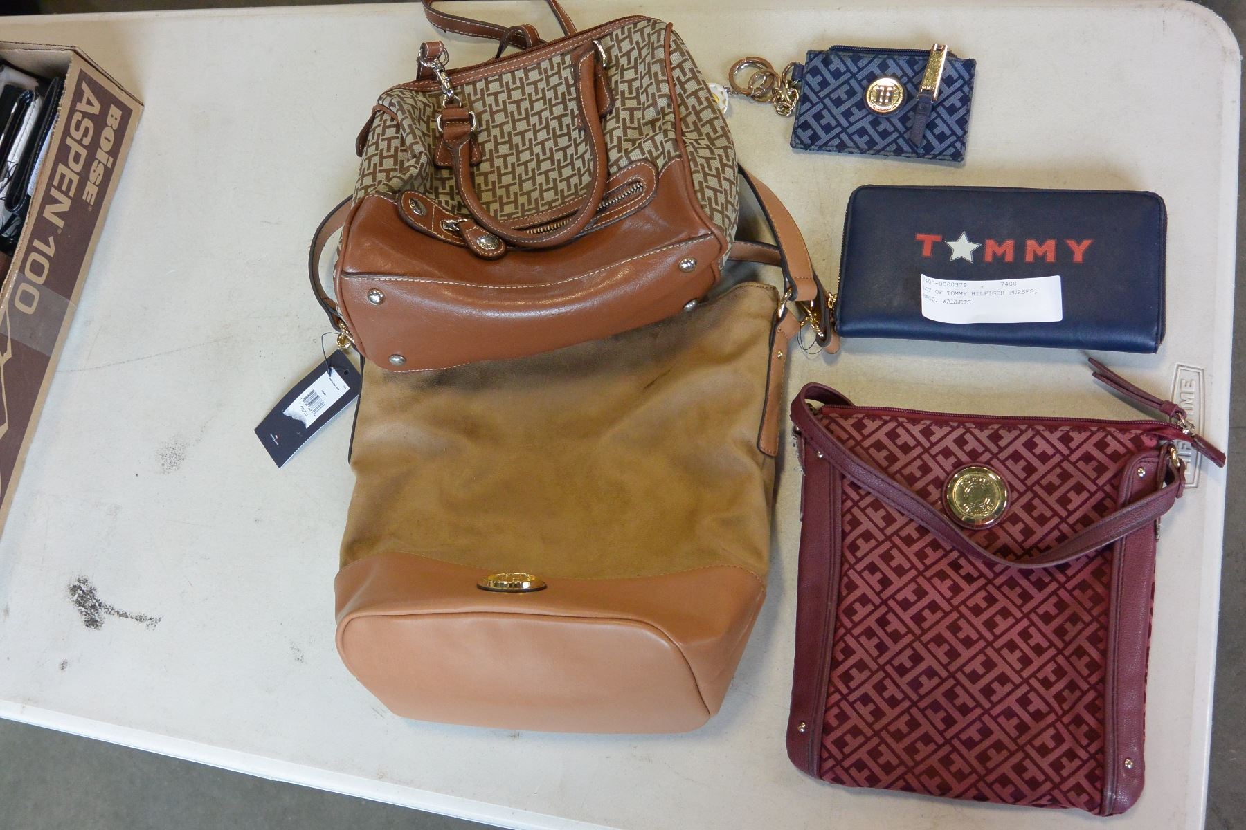 hilfiger purses