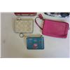 Image 2 : 5 COACH LADIES CHANGE PURSES