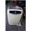 Image 1 : 9,000 BTU AIR CONDITIONER, WITH HOSE