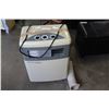 Image 1 : 9,000 BTU AIR CONDITIONER, WITH HOSE