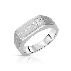 14KT White Gold 0.26ctw Diamond Ring