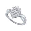 Image 1 : 0.25 CTW Prong-set Diamond Oval Cluster Ring 10KT White Gold - REF-20W9K