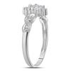 Image 2 : 0.11 CTW Prong-set Diamond Oval Cluster Ring 10KT White Gold - REF-10K5W