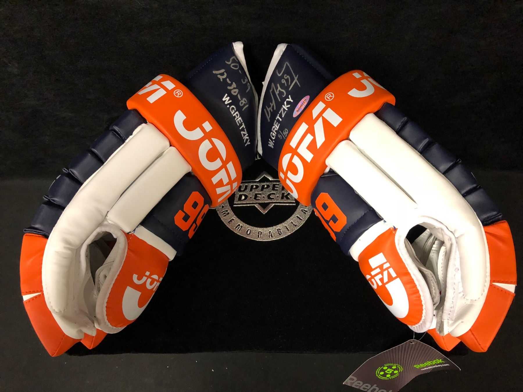 LIMITED EDITION WAYNE GRETZKY SIGNED JOFA HOCKEY GLOVES (50 GOALS IN 39
