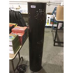 Metal Design LED Patio Light