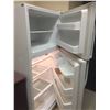 Image 2 : WHITE KENMORE FRIDGE