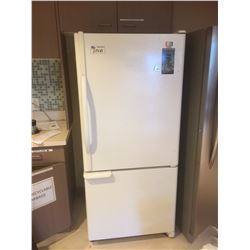 WHITE KENMORE FRIDGE