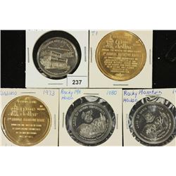 5 ASSORTED CANADA TRADE DOLLARS 1992 GIBSONS SEA