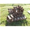 Image 1 : Loegering tracks for skidloader