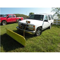 1999 Chev Tahoe w/plow SN#-11GNEK13RXXJ396675