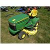 Image 4 : John Deere LX277