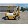 Image 3 : Clark forklift