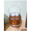 Image 1 : VINTAGE BISCUIT BARREL