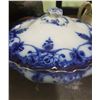 Image 2 : ANTIQUE MYOTT FLOW BLUE LIDDED VEGETABLE DISH
