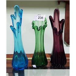 3 VINTAGE ART GLASS VASES