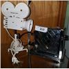 Image 1 : VINTAGE TOASTER & MOVIE CAMERA LAMP
