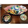 Image 1 : VINTAGE MALING TRAY, BOWL & PIN DISH
