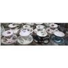 Image 1 : 8 ENGLISH BONE CHINA TEACUPS/SAUCERS