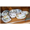 Image 1 : 13 PCS ROYAL WORCESTER "EVESHAM" SERVING DISHES