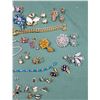 Image 3 : COLLECTION OF VINTAGE JEWELRY & CUFFLINKS