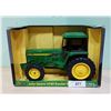 Image 1 : NIB ERTL DIE CAST JOHN DEERE 4760 TRACTOR