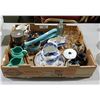 Image 1 : BOX LOT OF COLLECTIBLES
