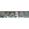 Image 2 : 6 VINTAGE EMBOSSED BLUE GLASS 1 QT SEALER JARS