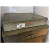 Image 1 : MITUTOYO GRADE B ACCURACY .000260 18'' X 24'' X 4'' GRANITE PLATE
