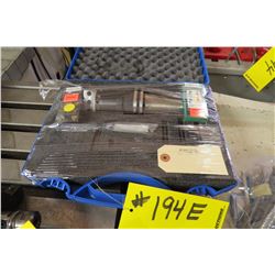 ADJUSTABLE BORING HEAD