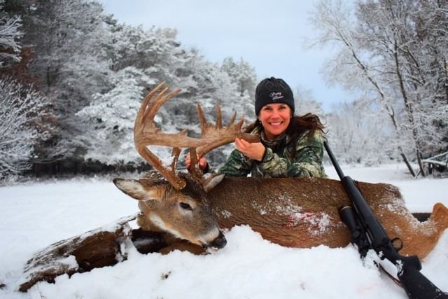 Legends Ranch Hunting LEGENDS RANCH, LUXURY 5-DAY NORTHERN MICHIGAN WHITETAIL DEER