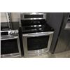 Image 1 : STAINLESS STEEL SAMSUNG CERAMIC TOP STOVE