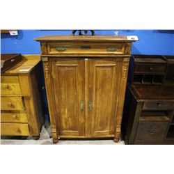 APPROX. 4' WOOD CABINET WITH TOP DRAWER