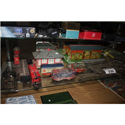 LARGE LOT OF VINTAGE METAL TRAINS, TRACKS AND MORE