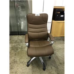 BROWN LEATHER HIGH BACK EXECUTIVE CHAIR