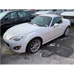 2010 MAZDA MX5, 2DR SPORT CONVERTIBLE, WHITE, VIN # JM1NC2FF5A0209434