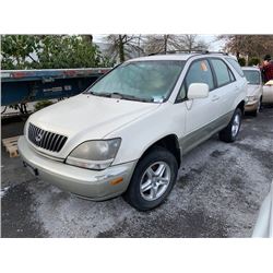 2000 LEXUS RX300. 4DR SUV, WHITE, VIN # JT6HF10U1Y0104347