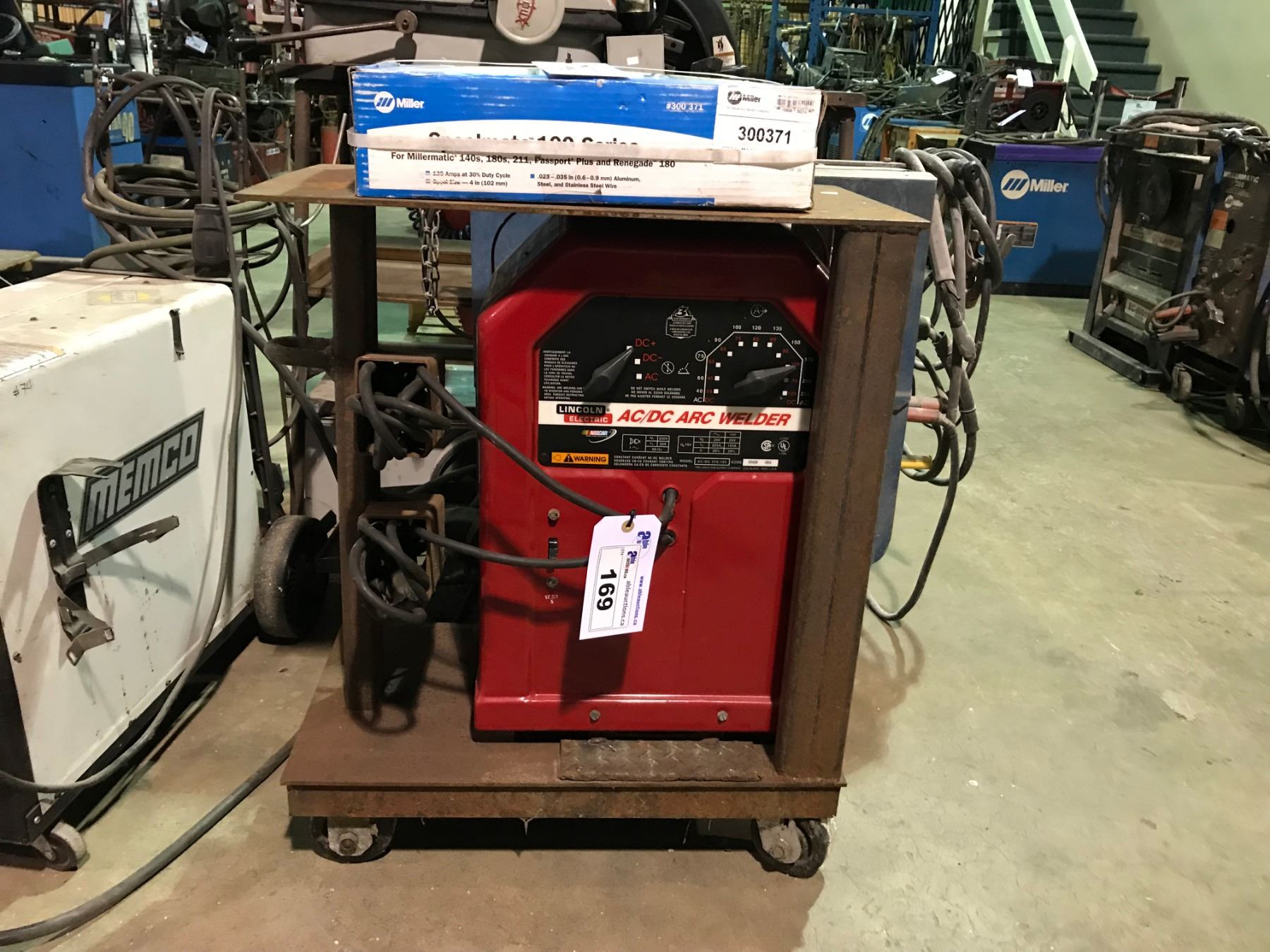 LINCOLN ELECTRIC AC/DC ARC WELDER WITH MOBILE CART