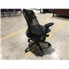 Image 2 : HERMAN MILLER SAYL OFFICE CHAIR