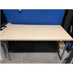 SMALL OFFICE/ LUNCH ROOM TABLE