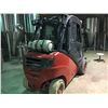 Image 2 : LINDE H35T 3 STAGE4500LBS FRITZMEIER COVERED CAB 6' FORK PROPANE FORKLIFT
