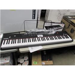 ALESIS RECITAL ELECTRONIC KEYBOARD & M-AUDIO AXIOM AIR MINI 32 MOBILE KEYBOARD/PAD CONTROLLER