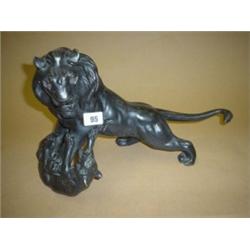 c1900 bronze blackened lion fighting a wolf, unsigned (1 eye missing) 9x14"