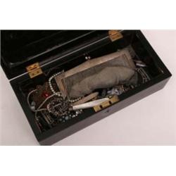 Box of decorative vintage costume jewellery, brooches, beads plus plated mesh handbag