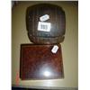 Image 1 : Burr walnut cigarette box plus small oak tobacco barrel